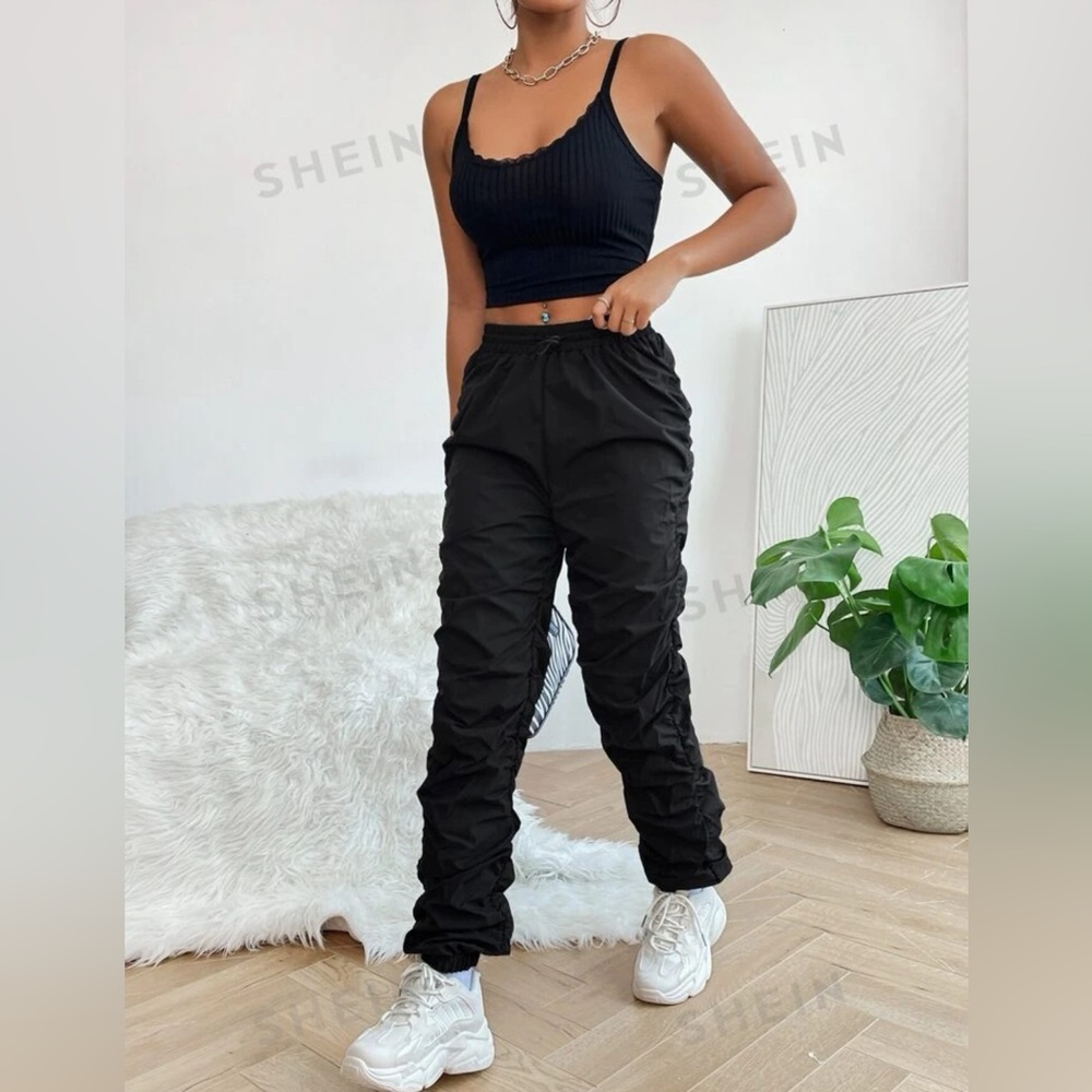 Drawstring Waist Ruched Pants 🖤